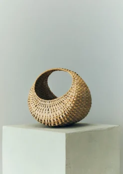 Outdoor|Baskets-TOAST Amy Krone Globe Basket Natural