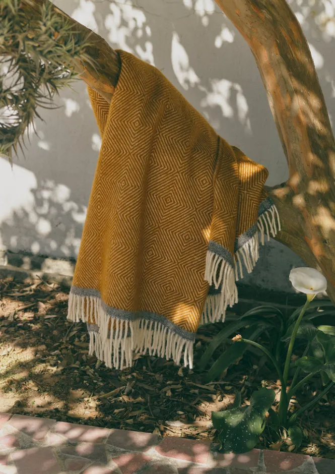 Textiles|Blankets & Throws-TOAST Diamond Wool Blanket Caramel/Charcoal