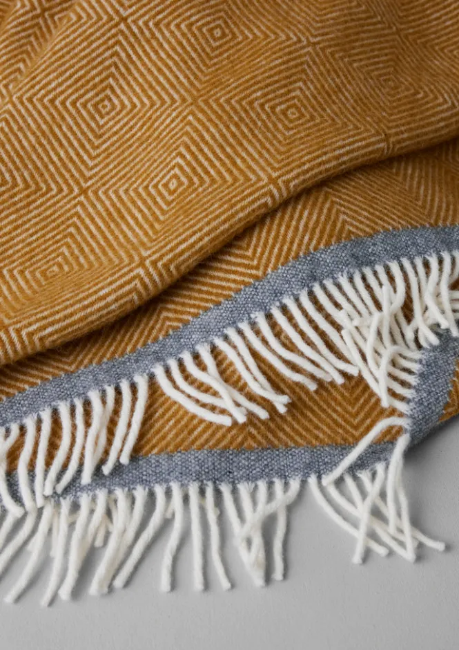 Textiles|Blankets & Throws-TOAST Diamond Wool Blanket Caramel/Charcoal