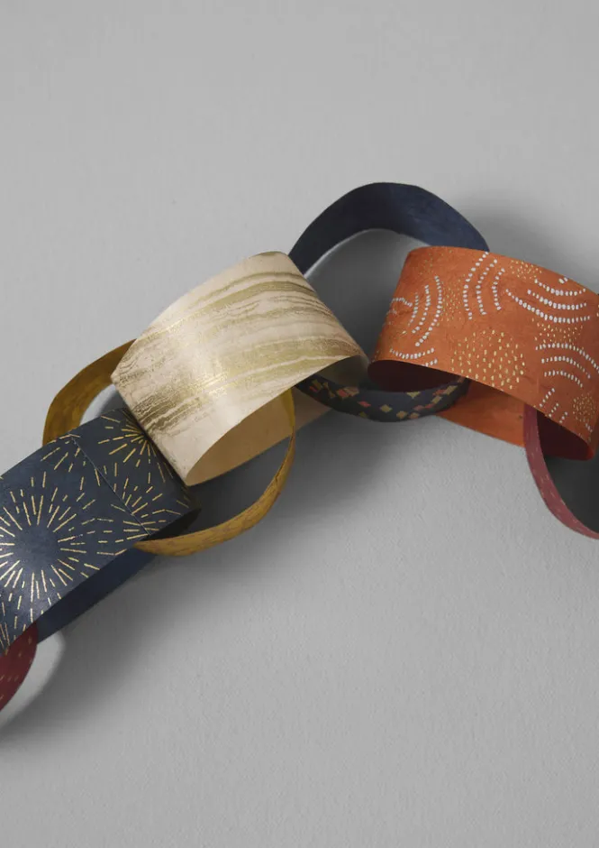 Christmas Decorations-TOAST Lokta Paper Chain Kit Multi