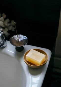 Bathroom-TOAST Glycerine Soap Block Petitgrain