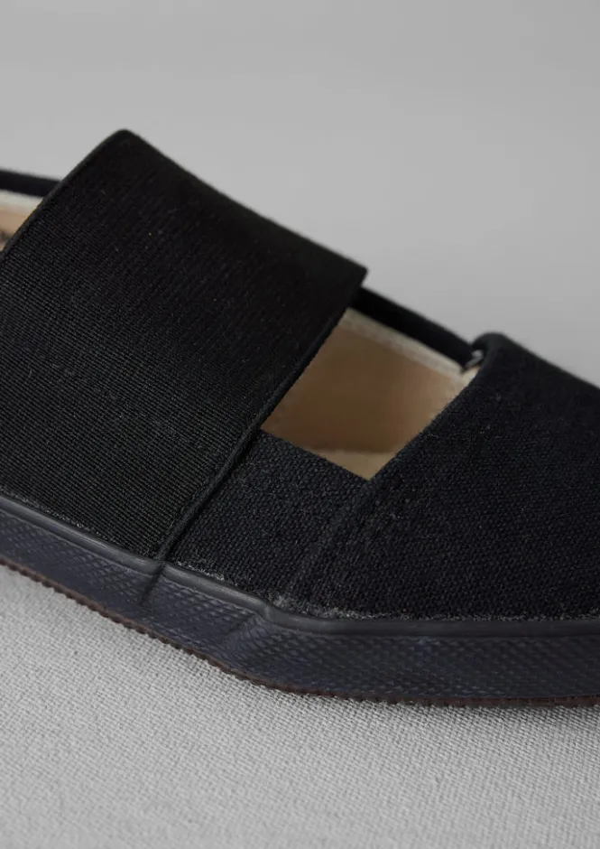 Trainers & Plimsolls-TOAST Pras Canvas Pumps Black