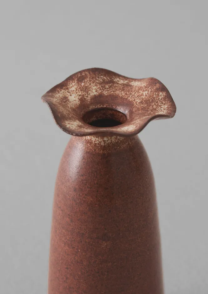 Decorative Pieces|Ceramics-TOAST SZ Ceramics Frill Neck Vase Chestnut