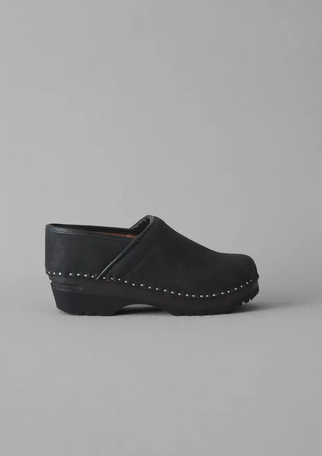 Shoes-TOAST Troentorp Nubuck Closed Clogs Black